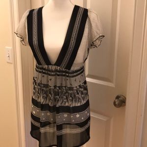 Charlotte Russe Sz Small Black white top